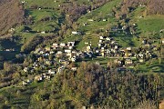 14 Brumano ancora nel verde dei suoi prati
